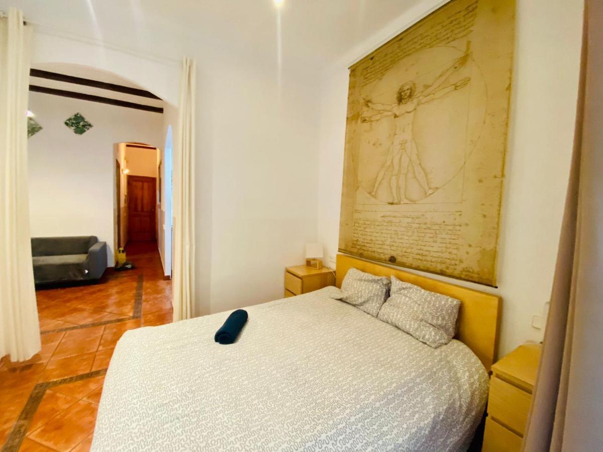 03 Cozy Barca 2,1 Apartment Barcelona Bagian luar foto